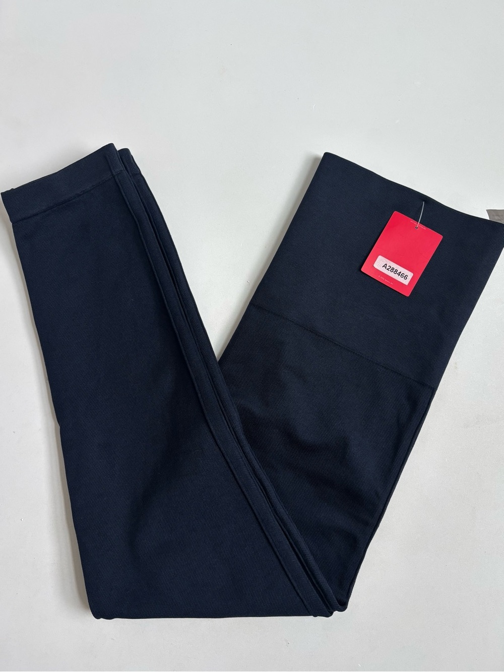 Spanx Look at Me Now Cropped Seamless Leggings Blue Size Large - Picture 16 of 16